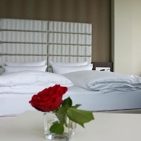 Business-Hotel Artes Хемниц Экстерьер фото