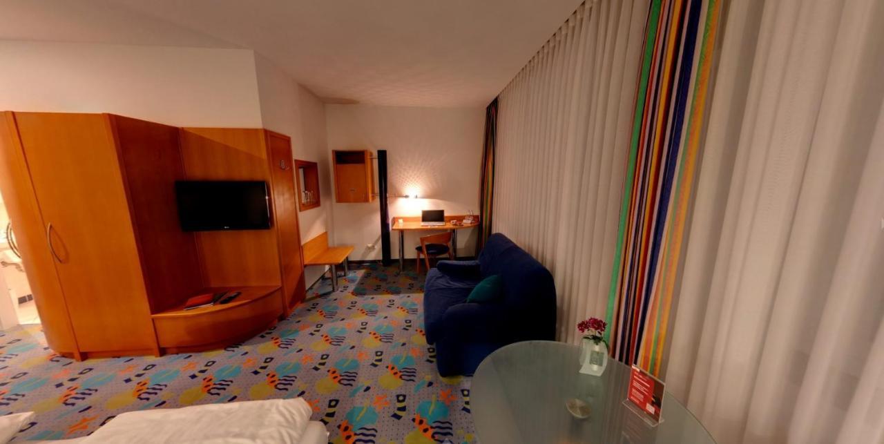 Business-Hotel Artes Хемниц Экстерьер фото