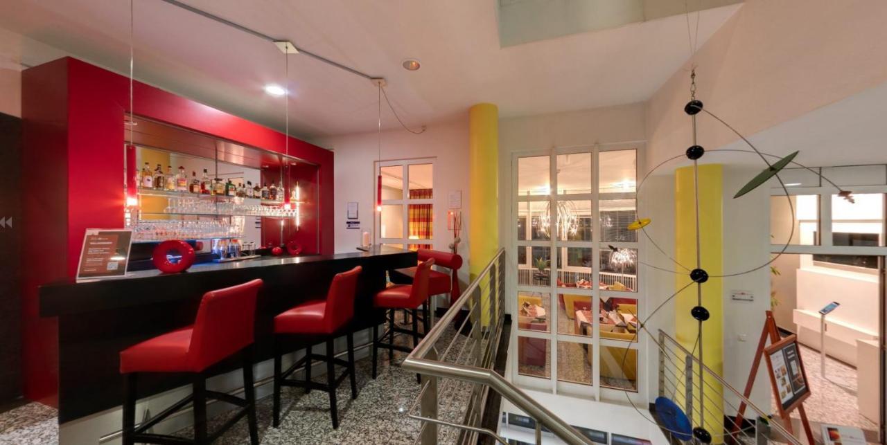 Business-Hotel Artes Хемниц Экстерьер фото