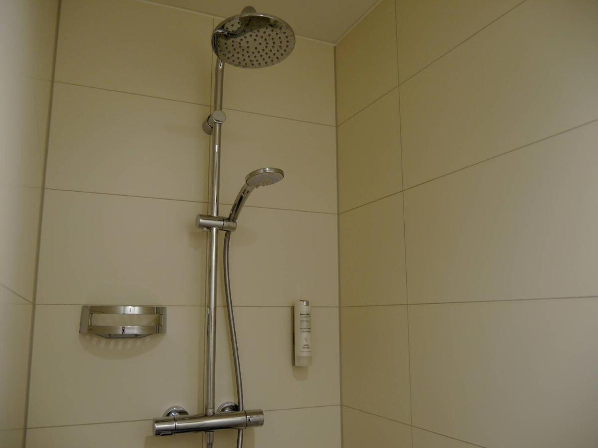 Business-Hotel Artes Хемниц Экстерьер фото