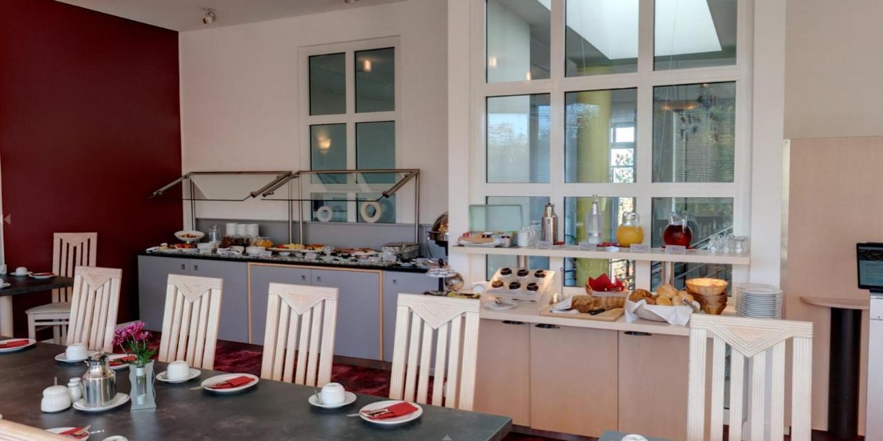 Business-Hotel Artes Хемниц Экстерьер фото