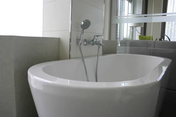Business-Hotel Artes Хемниц Экстерьер фото